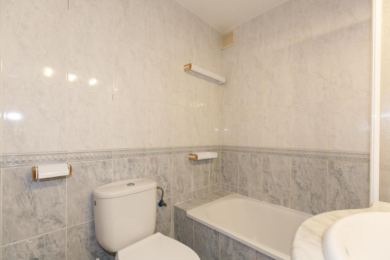 Uhc Arco Del Sol Family Complex Apartment Hospitalet De L'Infant Exterior photo