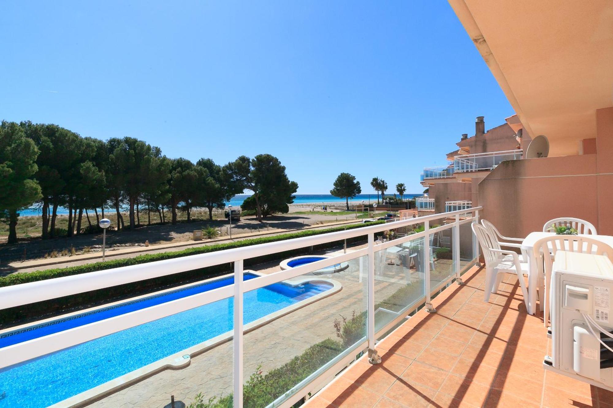 Uhc Arco Del Sol Family Complex Apartment Hospitalet De L'Infant Exterior photo