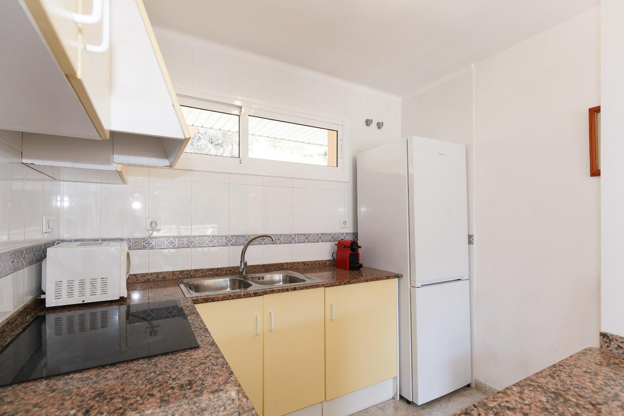 Uhc Arco Del Sol Family Complex Apartment Hospitalet De L'Infant Room photo