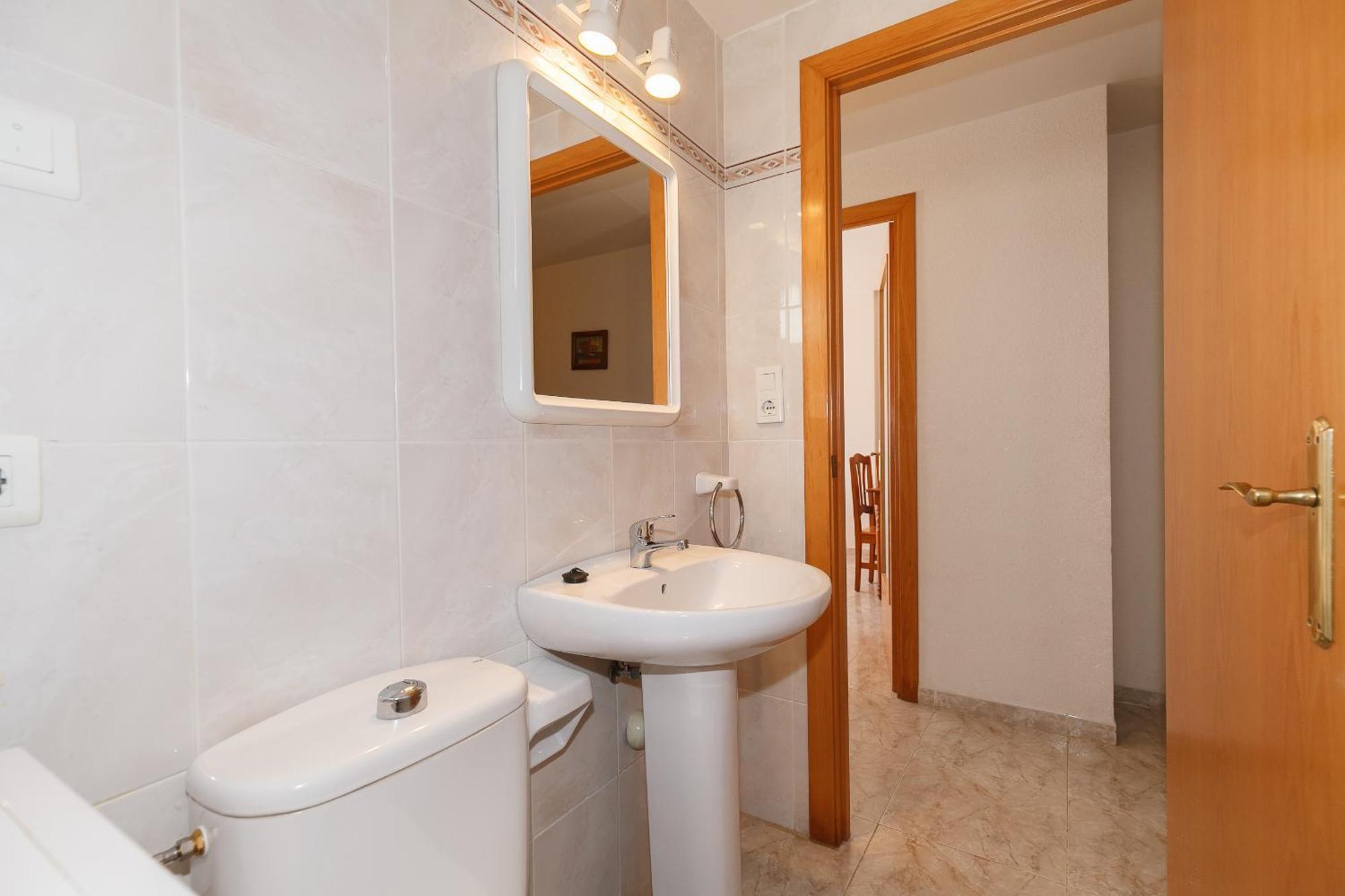 Uhc Arco Del Sol Family Complex Apartment Hospitalet De L'Infant Room photo