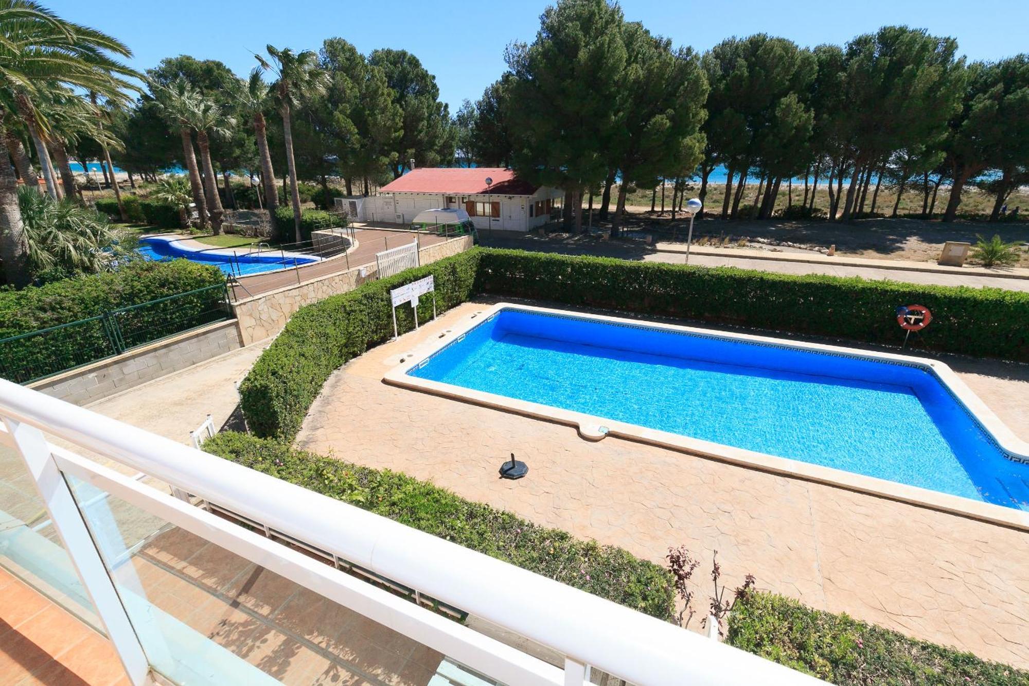 Uhc Arco Del Sol Family Complex Apartment Hospitalet De L'Infant Room photo